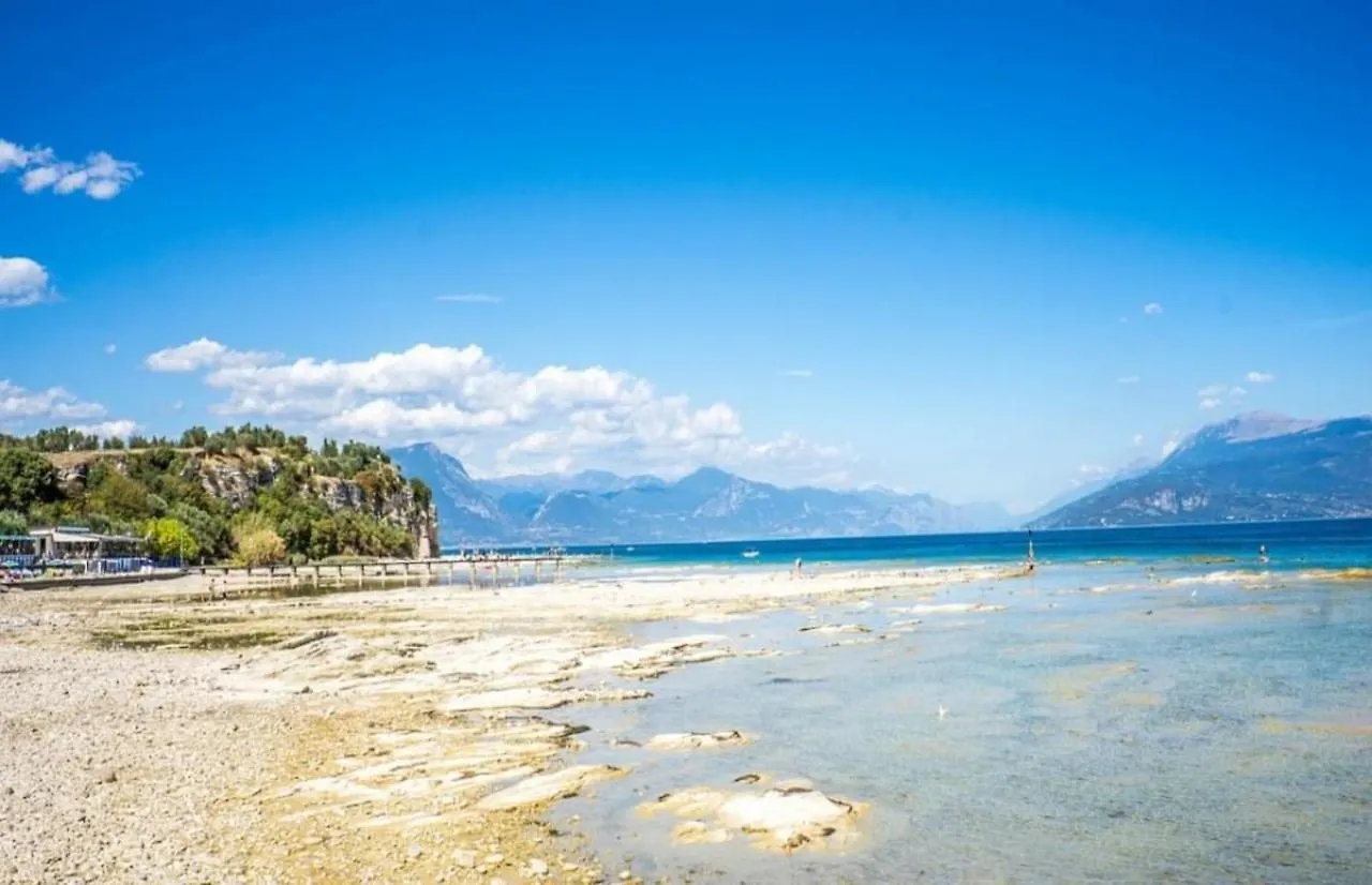 Azzurrite Apartment - Sirmione - Fronte Piscina 0*,  Italien